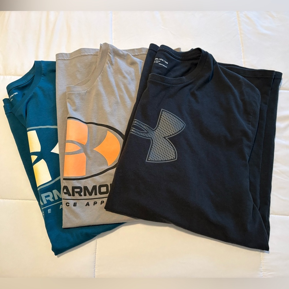 Under Armour lot of 3 Men’s Tees - Teal, Gray, Black size XXL